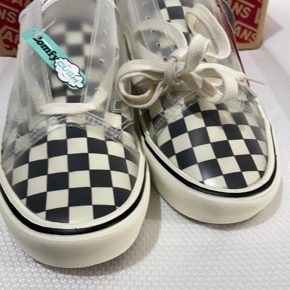 Vans comfy Cush slip on with transparent old skool - Picture 7 of 11
